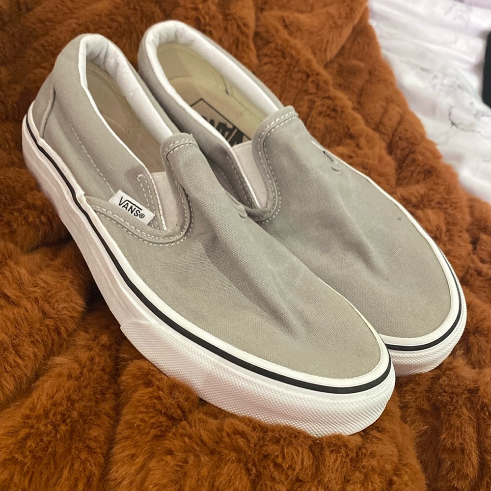 grey vans